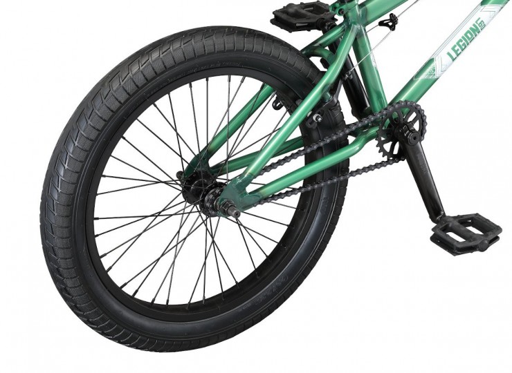 bmx001