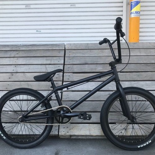 bmx004
