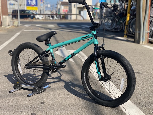 bmx001